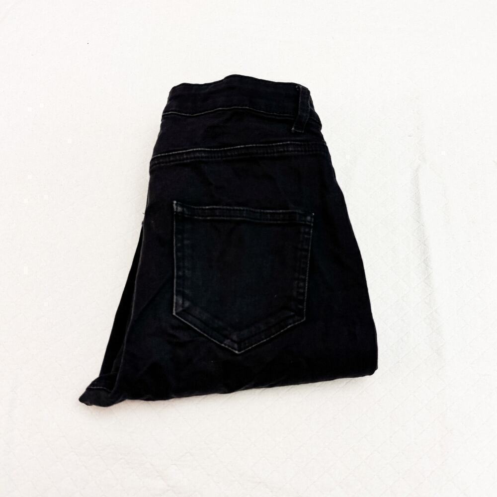 Calzedonia Silver Stud Pearl Accent Frayed Hem Denim Jeans Black Size Small